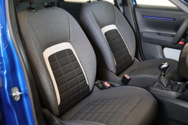 Citroen C3 Turbo 100 Plus Carplay/Android Auto | 2-Tone | Parkeersensoren
