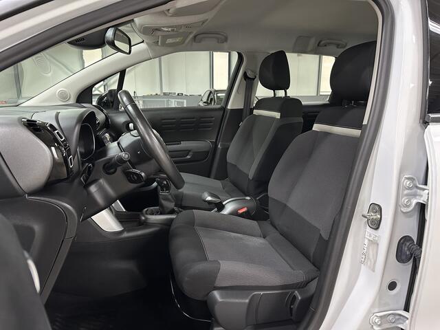 Citroen C3 Aircross 1.2 PureTech Feel | Trekhaak | Camera | Navi | Carplay | Draadloze lader