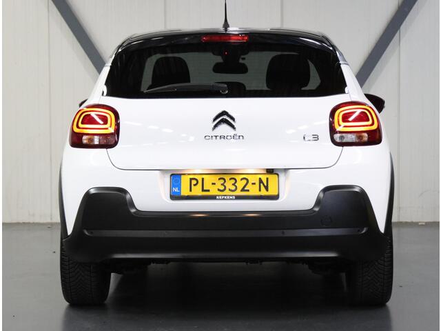Citroen C3 1.2 82PK Shine | 2de eigenaar | AppleCarplay/AndroidAuto | LED | Climate Control | Cruise Control | Camera | Privacy Glass | Navigatie | LMV | Isofix | Two-Tone | Parkeersensoren |