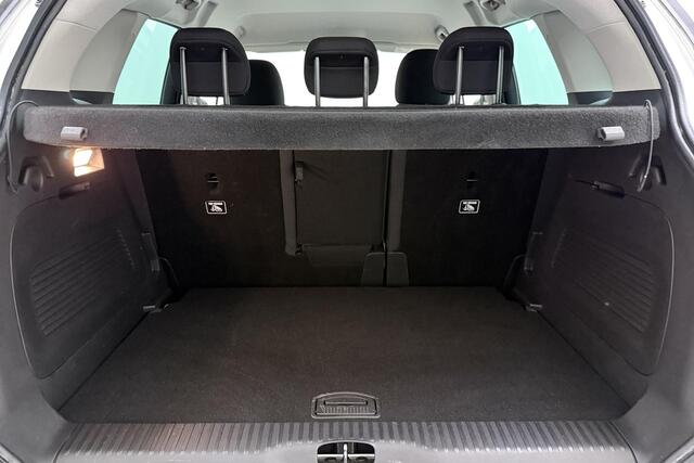 Citroen C3 Aircross 1.2 PureTech S&S Shine | Parkeersensoren voor en achter (camera) | Cruise control | Climate control | Apple Carplay/Android Auto | DAB | Navigatie full map | Dodehoek detectie