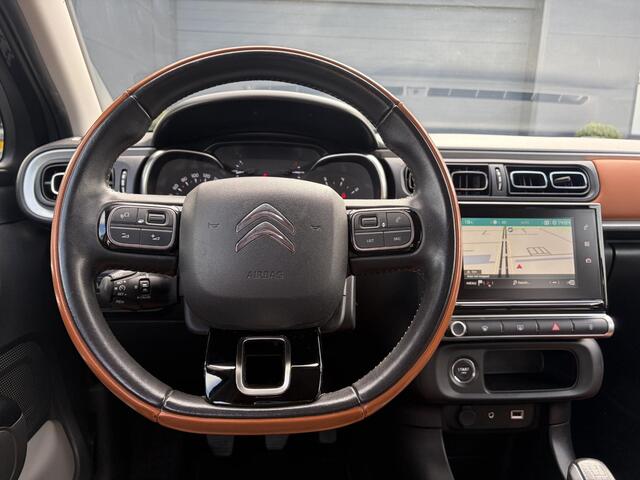 Citroen C3 1.2 PureTech Shine ?Dealer Onderhouden?2e Eigenaar?Carplay?Camera?Navi?Clima?Cruise?Pdc V+A?Keyless?Halfleder?Trekhaak?Rijstrooksensor?Dodehoeksensor?17'' Lm velgen?N.A.P?Nieuwe Apk bij Aflevering