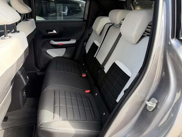 Citroen C3 1.2 Hybrid 110pk Max | Automaat | Nieuwe Auto | Tot 8 Jaar Garantie | Advanced Comfort Stoelen | Navigatie | Full LED Verlichting | Camera | Hoge Zitpositie | Parkeersensoren | Hybride Rijden Zonder Stekker | Lichtmetalen Velgen |