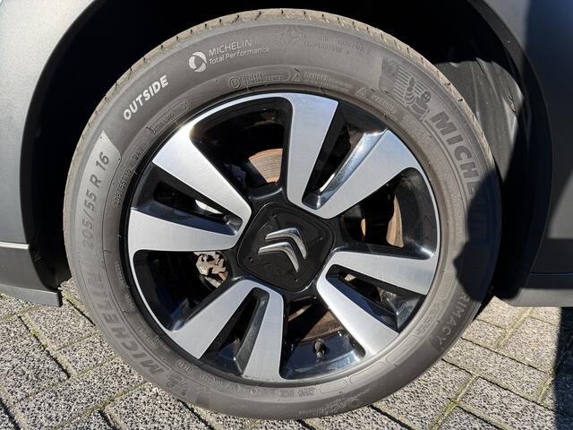 Citroen C3 110pk Shine (Camera - Keyless Entry - LED - Automatische Airco - Navigatie - Apple Carplay)