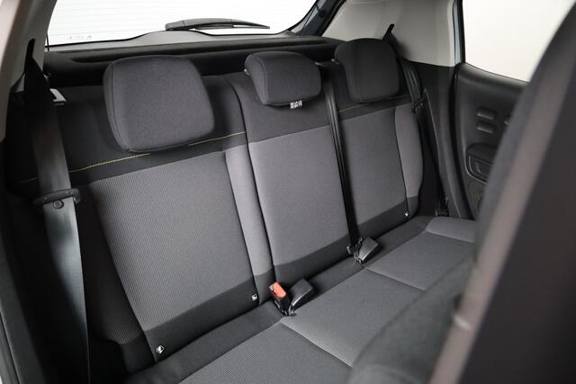 Citroen C3 PT 110 Shine Automaat-6 Carplay/Android auto | 17" | Parkeersensoren | Two-tone