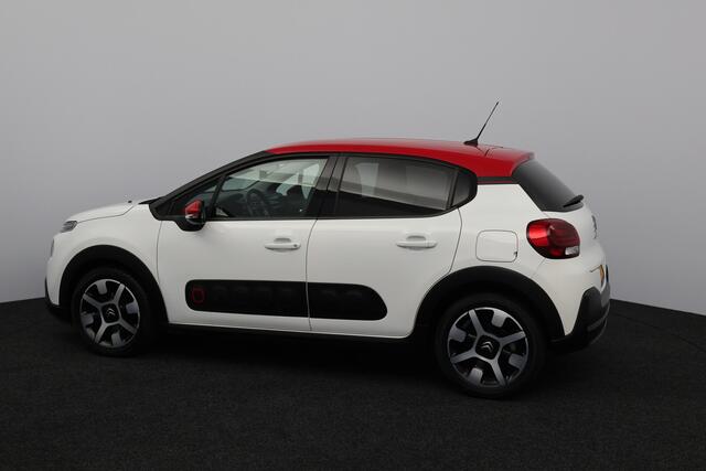 Citroen C3 1.2 PureTech Shine/ DEALER ONDERHOUDEN!/ AUTOMAAT!/ D-Riem verv: 91.000 KM!/ Two-Tone/ Camera/ 17'' LMV/ Apple + Android/ DAB+/ Extra getint glas/ Navi/ Clima/ Cruise/ Elek. pakket/ Isofix/ Bluetooth/ Mistl./ PD