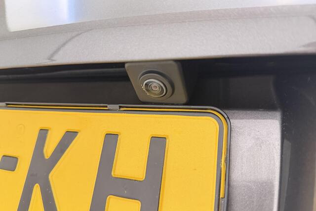 Citroen C3 1.2 PureTech Shine | Apple Carplay/Android Auto | Airco | Achteruitrijcamera | Cruise Control | DAB