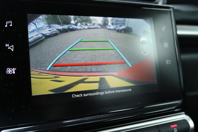 Citroen C3 1.2 PT S&S SHINE | CARPLAY | AFN. TREKHAAK | CAMERA | NAVI | CRUISE