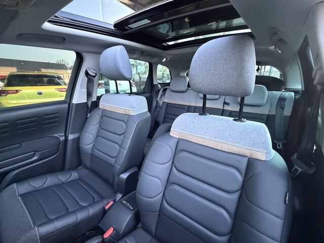 Citroen C3 Aircross 1.2 SHINE 130PK | Automaat | Pano | HUD | Leer | 17" | Carplay | Interesse in een bezichtiging of proefrit, bel of app met 06-24282842 / 06-42130156