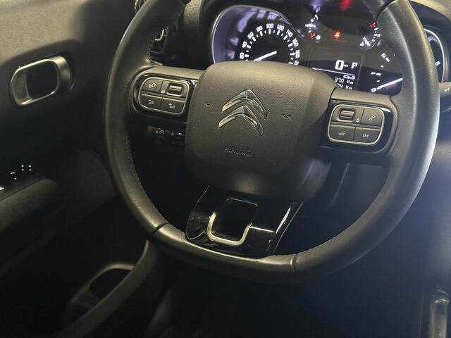 Citroen C3 Aircross 1.2 SHINE 130PK | Nieuwstaat | Automaat | Pano | 1/2 Leer | 17" | Carplay | Interesse in een bezichtiging of proefrit, bel of app met 06-24282842 / 06-42130156