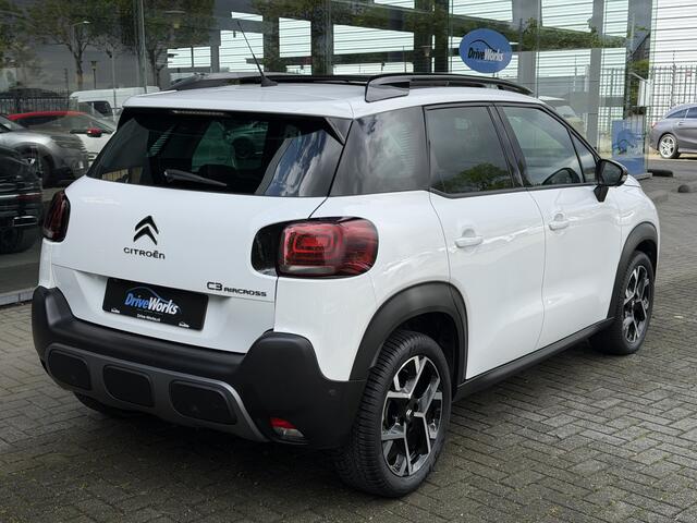 Citroen C3 Aircross 1.2 SHINE 130PK | Nieuwstaat | Automaat | Pano | 1/2 Leer | 17" | Carplay | Interesse in een bezichtiging of proefrit, bel of app met 06-24282842 / 06-42130156