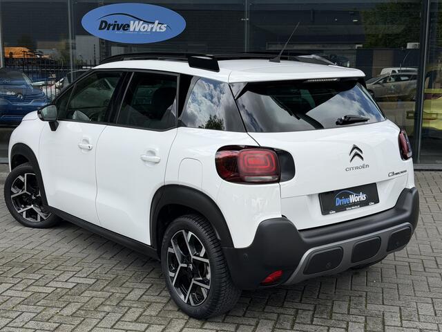 Citroen C3 Aircross 1.2 SHINE 130PK | Nieuwstaat | Automaat | Pano | 1/2 Leer | 17" | Carplay | Interesse in een bezichtiging of proefrit, bel of app met 06-24282842 / 06-42130156