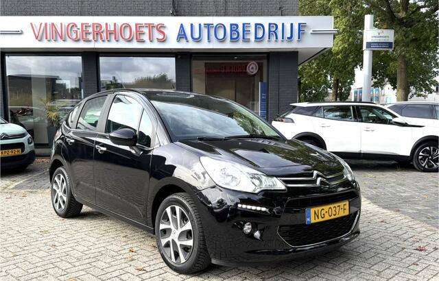 Citroen C3 1.2 Benzine Luxe Sportieve Selection * Navigatie * Climate & Cruise Control * Bleutooth * Vierseizoenenbanden * Armsteun * Led Dagrij Verlichting * Vingerhoets; Vierde Generatie Eersteklas Service. Al meer dan 100 jaar een begrip in de Brabantse Kempen