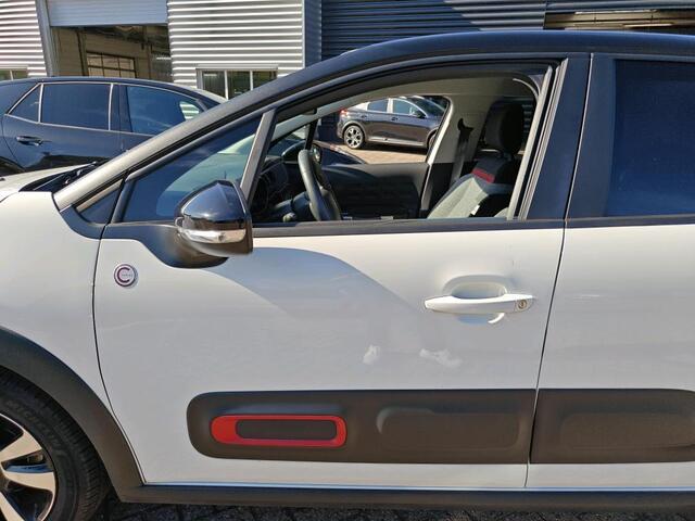 Citroen C3 1.2 PureTech C-Series ALL-INRIJKLAARRIJS/Navi/Duo-Tone/Parkeersensoren/Cruise Controle