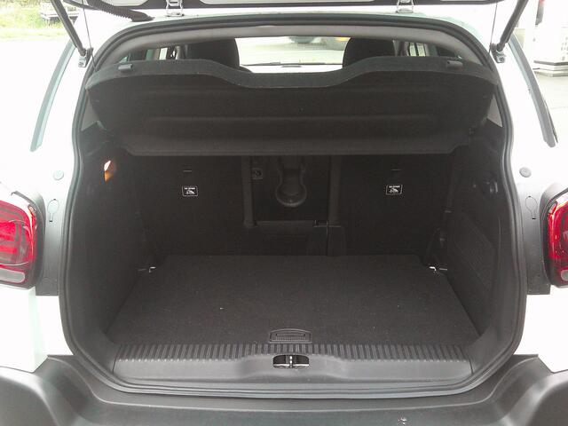 Citroen C3 Aircross 1.2 PureTech S&S Shine Staat in De Krim