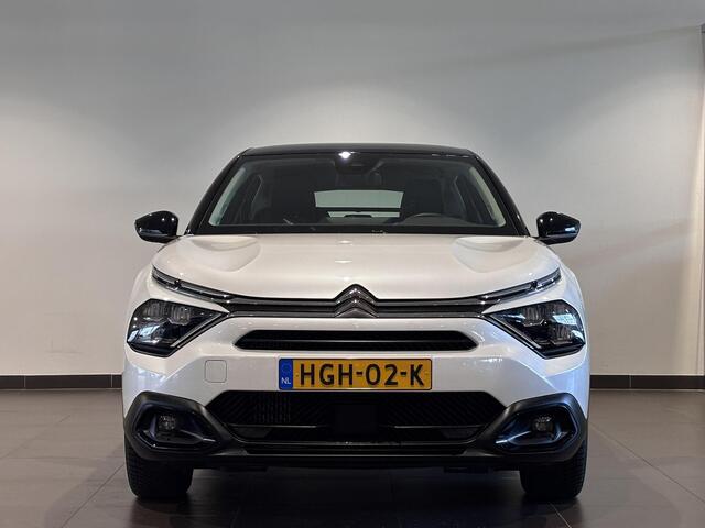 Citroen C4 5-deurs Plus 1.2 Turbo 130pk EAT8 AUTOMAAT | TWO-TONE | NAVI | CAMERA | WINTERPAKKET | 18" LM 'BLACK SMOKE'