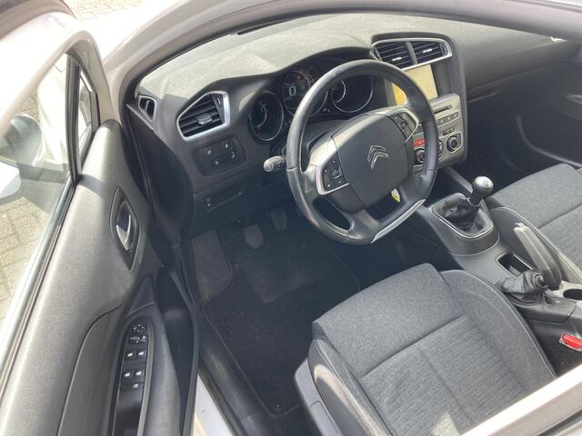 Citroen C4 1.2 PureT. Climatecontrol Cruise Trekhaak Navigatie