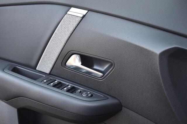 Citroen C4 X 1.2 Puretech 130PK Automaat Shine | Navi | Camera | Incl. garantie