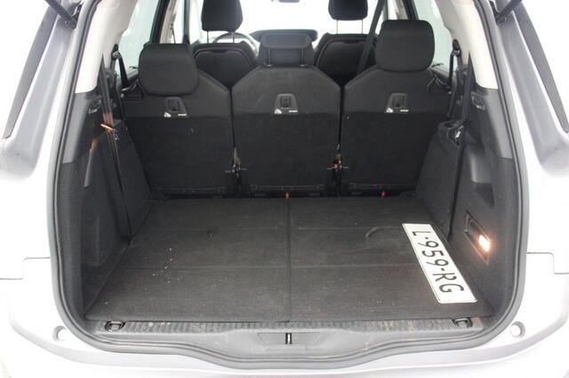 Citroen C4 1.2 PureTech Feel 7 Persoons - Carplay, Cruise, Trekhaak