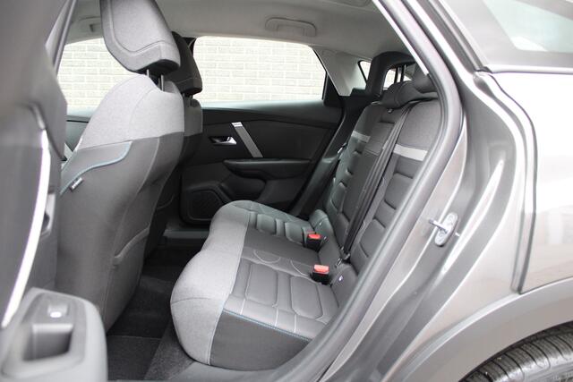 Citroen C4 1.2 Puretech Plus 131pk, Automaat, Navigatie, Keyless Entry/Start, Luxe bekleding, Achteruitrijcamera