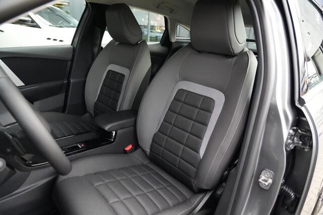 Citroen C4 1.2 Hybrid 145pk Plus Navigatie/Climate/360Camera