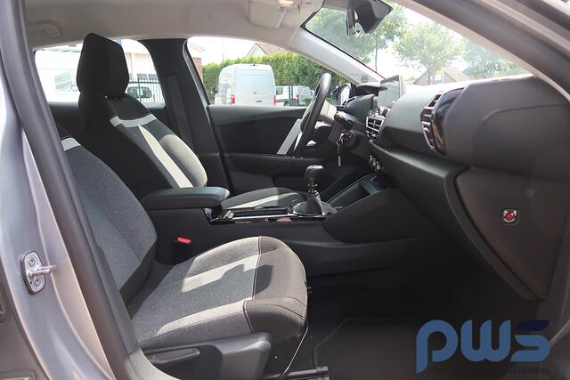 Citroen C4 1.2 Puretech Feel Navi / Cruise / Camera / PDC / Apple Carplay / 1e Eig / NL auto! New Model