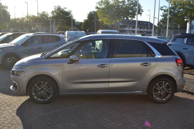 Citroen C4 SpaceTourer 130 AUTOMAAT | SHINE | PDC V+A+D.HOEK+CAMERA 360 | ALL SEASON