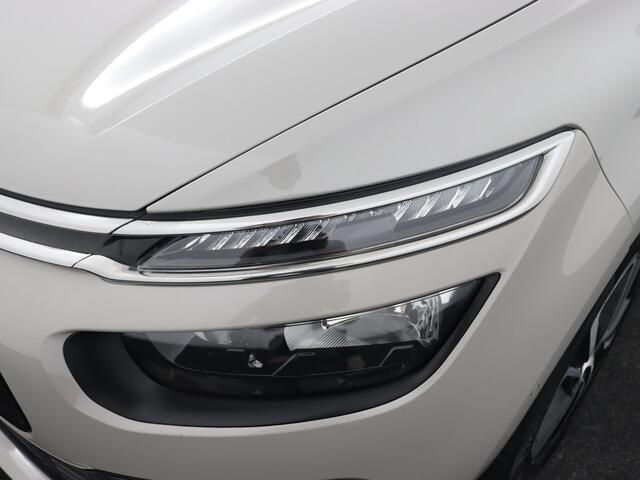 Citroen C4 SpaceTourer 1.2 PureTech Shine Airco (auto), Apple carplay/Android Auto, Cruise control, bots waarschuwing systeem, dodehoek detector, parkeersensoren voor/achter, spraakbediening, verkeersbord detectie, Vermoeidheids herk Ben je op zoek naar een ruime, c