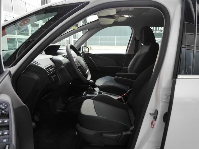 Citroen C4 SpaceTourer 1.2 PureTech Selection | Navigatie | Camera | Trekhaak | Lichtmetalen velgen | Weinig KM! | Climate control