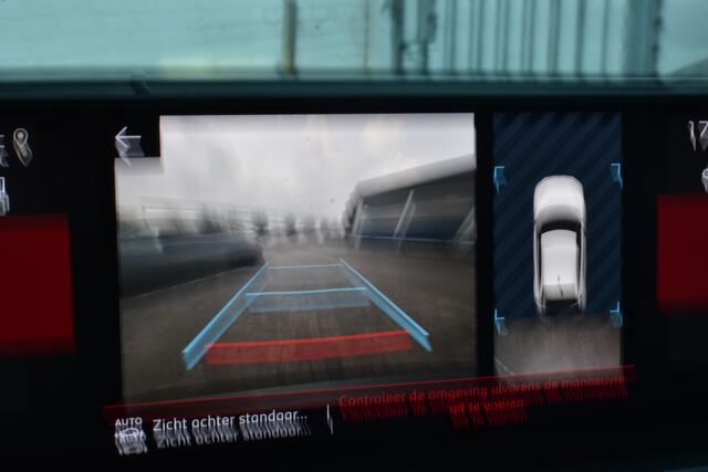 Citroen C4 Puretech EAT8 Feel Edition Automaat | Navi | Airco | Camera achter | Adapt. Cruise controle |