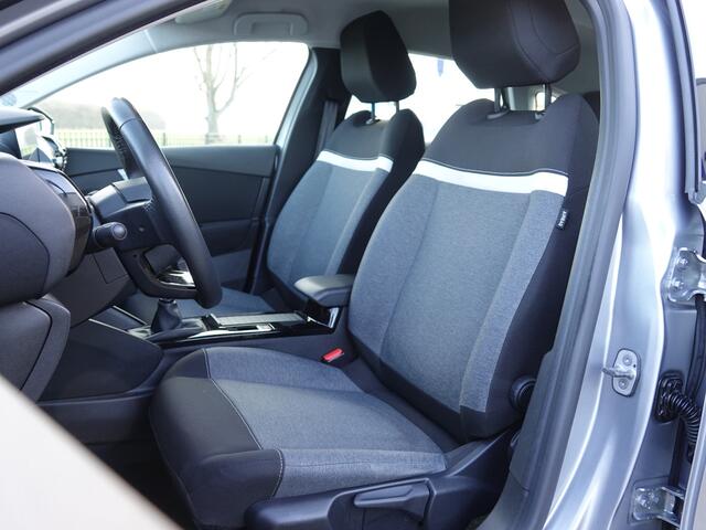 Citroen C4 1.2 Puretech 100PK Feel TREKH. | NAVI | PDC + CAMERA | CARPLAY