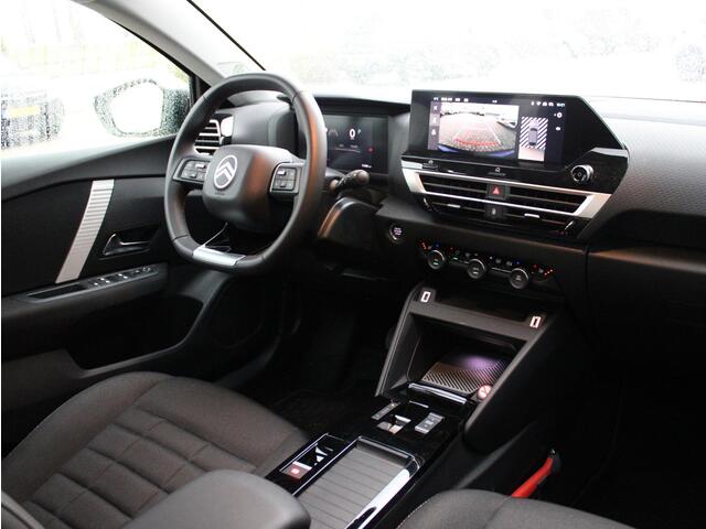 Citroen C4 1.2 Hybrid 145 Plus | Automaat | Camera / Navi / Climate / Stoelverw.