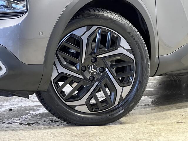 Citroen C4 1.2 Puretech Shine | Navigatie/Android/Apple Carplay | LM Velgen 18" | Elektrisch Glazen Panoramadak | Cruise Control Adaptief | Achteruitrijcamera |