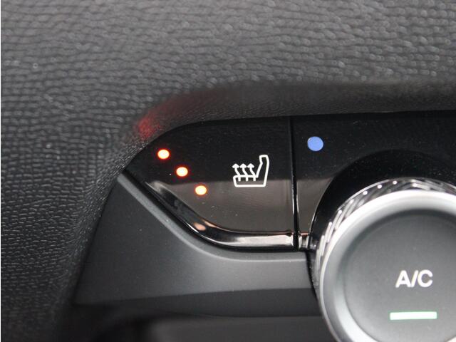 Citroen C4 HYBRID 145 Collection Automaat | Black Pack/Stoel&Voorruitverwarming/Camera