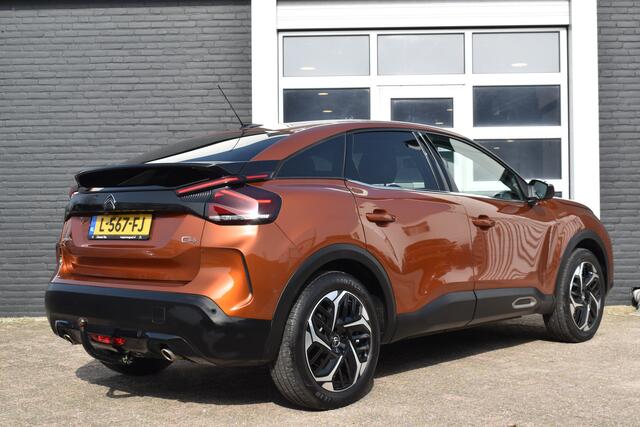 Citroen C4 Puretech EAT8 Business Plus | Trekhaak | Navigatie | Camera achter | Airco | Carplay & Android Auto | Head up Display | Adaptieve Cruisecontrol | Isofix bevestigingspunten | etc...