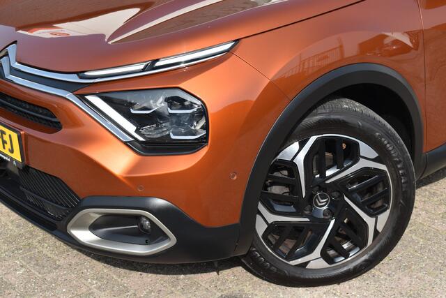 Citroen C4 Puretech EAT8 Business Plus | Trekhaak | Navigatie | Camera achter | Airco | Carplay & Android Auto | Head up Display | Adaptieve Cruisecontrol | Isofix bevestigingspunten | etc...