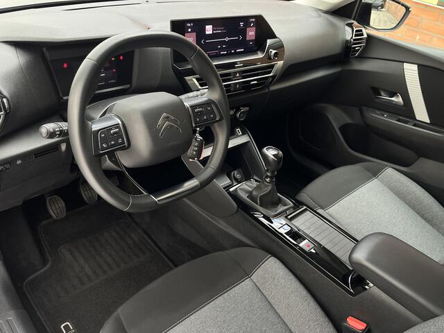 Citroen C4 Puretech 100 Feel | Camera achter | Navigatie | Climate Control | Cruise Control | Carplay/Android Auto |