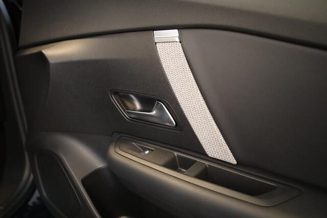 Citroen C4 PT 130 Shine Camera | HiFi | Stoel en voorruitverwarming | Apple Carplay