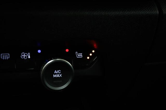 Citroen C4 1.2 Puretech Feel Pack | COLOR GLOSSY BLACK PACK | HALF LEDER | STOELVERWARMING | DAB | CAMERA
