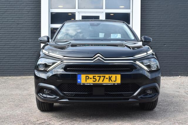 Citroen C4 Puretech 130 Feel Pack | Navigatie | Carplay & Android Auto | Airconditioning ECC | Head Up Display | Dodehoek Detectie | Isofix Bevestigingspunten | Zeer Compleet!!!