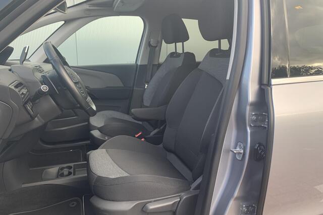 Citroen C4 SpaceTourer 1.2 PureTech Business | Stoelverwarming | Camera | Dodehoek-assistent | Automaat |