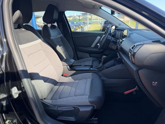 Citroen C4 1.2 Puretech Feel Pack |CAMERA|CARPLAY|HEAD UP|LEDER|CLIMA|CRUISE|PDC|