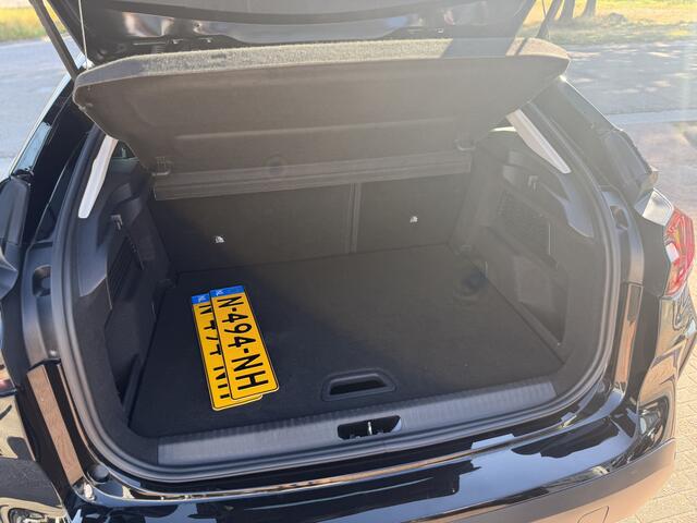 Citroen C4 1.2 Puretech Feel Pack |CAMERA|CARPLAY|HEAD UP|LEDER|CLIMA|CRUISE|PDC|
