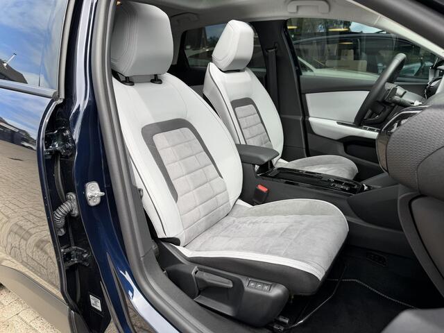 Citroen C4 1.2 Hybrid 145pk Max | Tot 8 jaar Garantie | Panorama Schuif-Kanteldak | Alcantara Massage Stoelen | Slechts 3500 KM | 360 Graden Camera | Navigatie | LED Verlichting | Camera | Adaptieve Cruise Control | Climate Control | Digitaal Dashboard | Apple Carplay & Android Auto | DAB+ Radio |