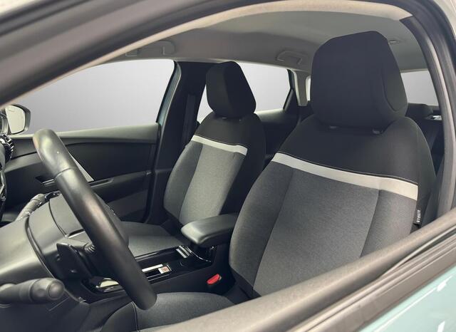 Citroen C4 1.2 PT 130 EAT8 Feel Automaat | Parkeercamera | Navi | Carplay | Prijs is rijklaar