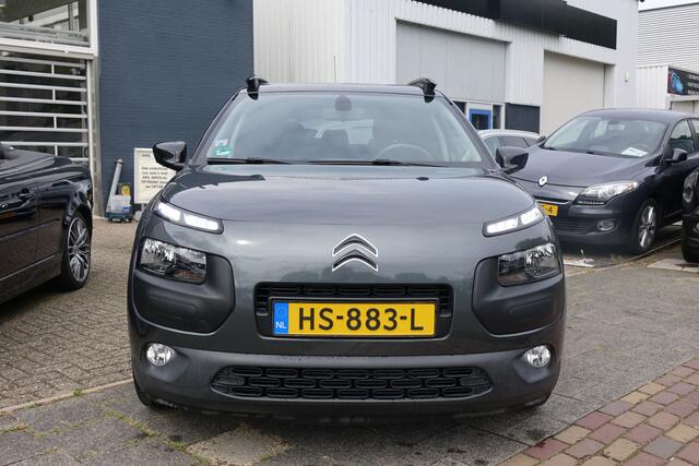Citroen C4 CACTUS 1.2 PureTech Shine Automaat, navigatie, trekhaak, PDC Nieuwstaat!