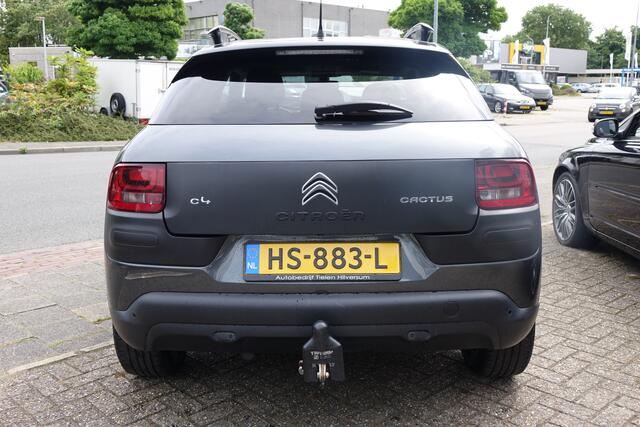 Citroen C4 CACTUS 1.2 PureTech Shine Automaat, navigatie, trekhaak, PDC Nieuwstaat!