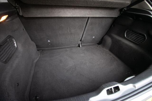 Citroen C4 CACTUS 1.2 PureTech Business - Parkeersensoren | Cruise control