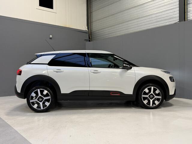 Citroen C4 CACTUS 1.2 PureTech Shine Automaat|110pk|Panorama|Carplay