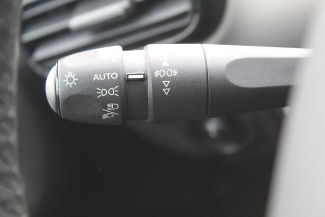 Citroen C4 CACTUS 1.2 PureTech Business , 110pk , Dealer onderhouden Climate control , Bluetooth , Navigatie, Parkeersensoren achter LED Dag rijverlichting , Elek. ramen voor