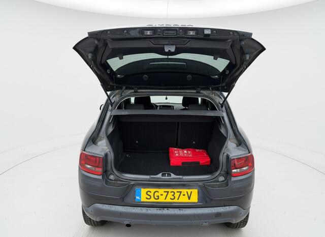 Citroen C4 CACTUS 1.2 PureTech Shine CAMERA - LMV - NIEUWE APK